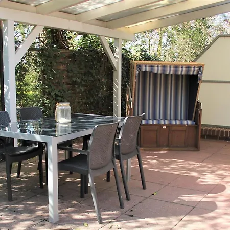 Апартаменты Apartmenthaus Am Nordseestrand Whg 2, An Der Rennweide 1b, 78 Qm Дангаст